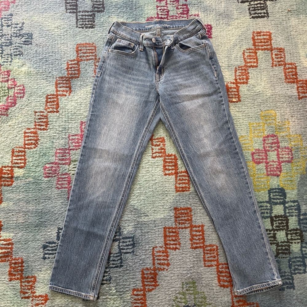 Old Navy Light Blue Mid-Rise Boyfriend Jeans